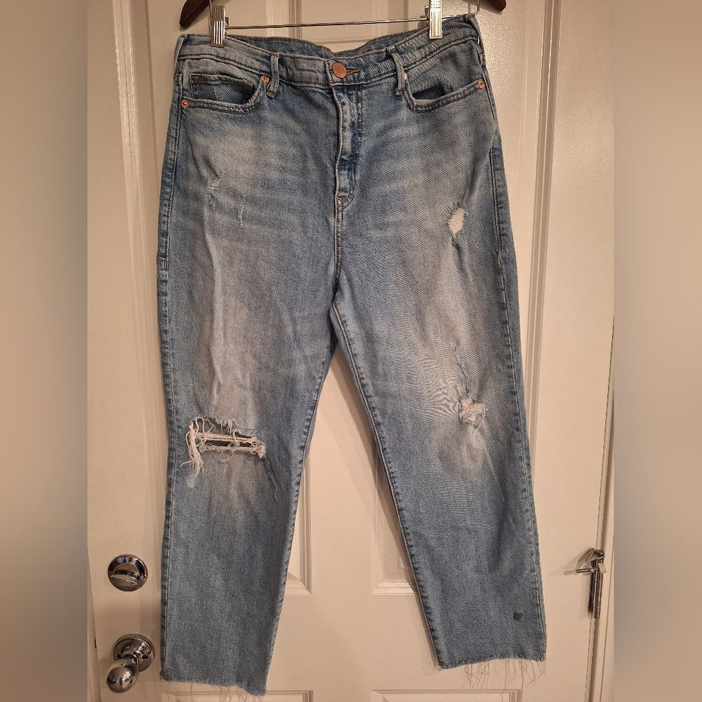 True Religion starr distressed high rise jeans size 32